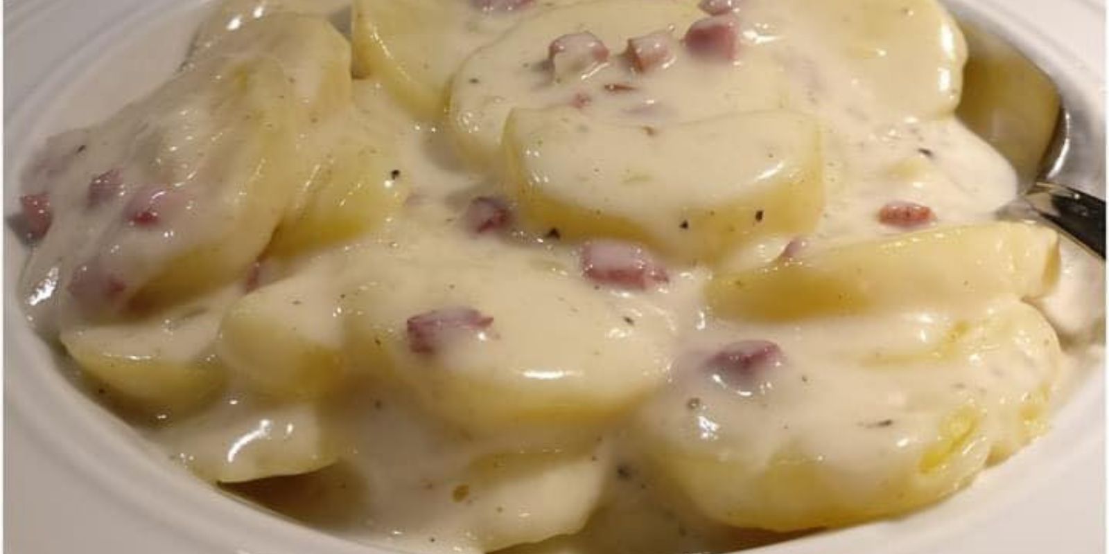 Bechamel-Kartoffeln: Ein Hauch von Eleganz in der Kartoffelwelt ...