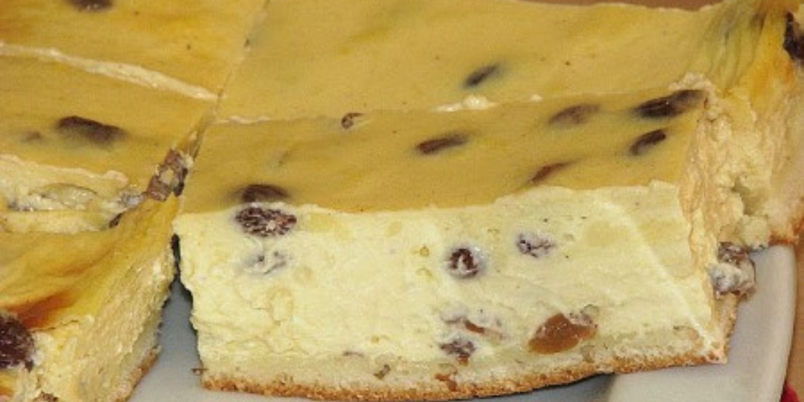 Omas Lecker Schmandkuchen: Ein Stück Nostalgie auf dem Kuchenteller ...