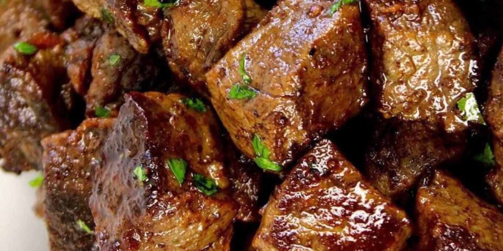 Steakhäppchen mit Knoblauchbutter - Rezepte &amp; Tipps