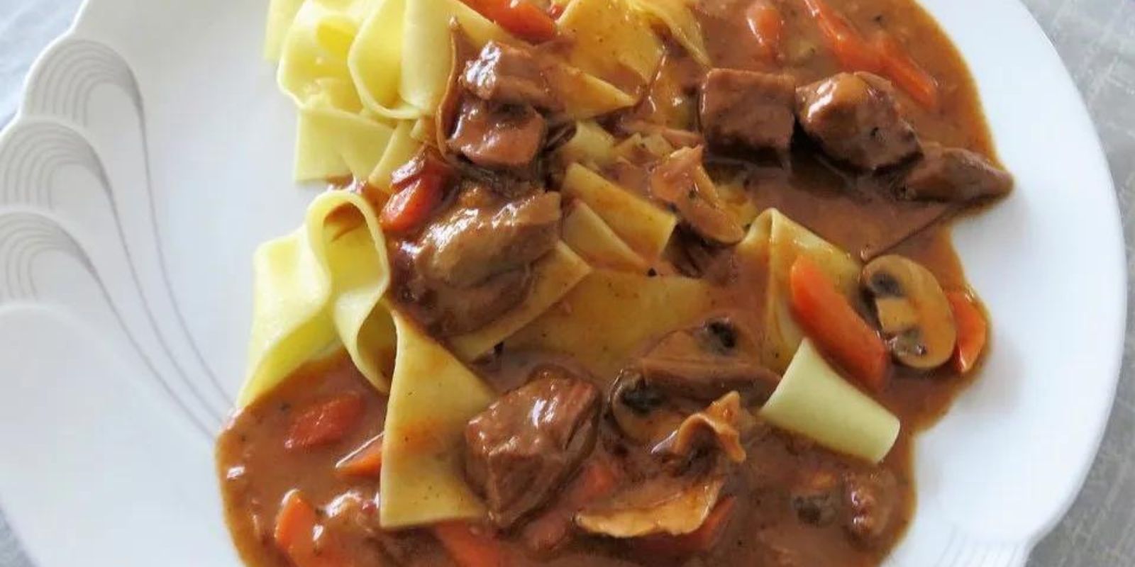 Rahmgulasch der edelsten Art - Rezepte &amp; Tipps