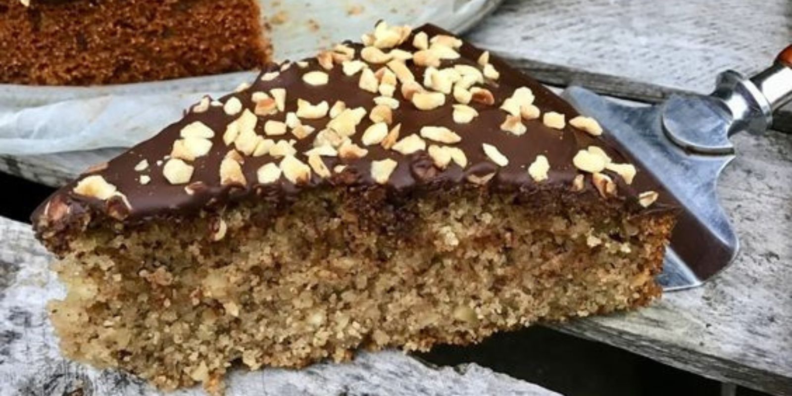 Schneller Nusskuchen aus einem Ei: Einfach, lecker, und schnell ...
