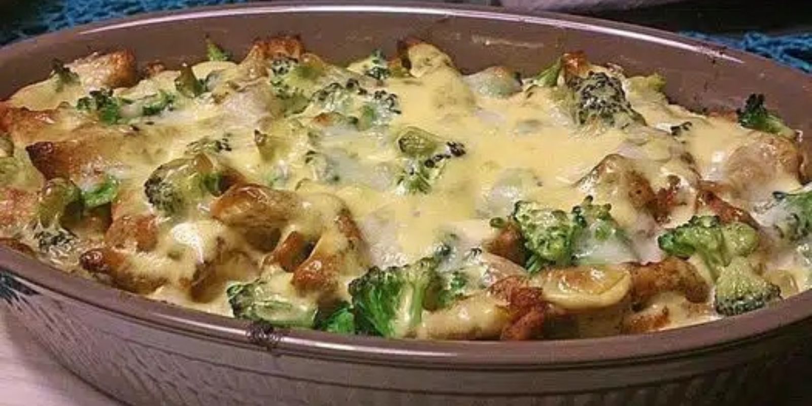 Gyrosauflauf mit Knoblauch und Sauce Hollandaise - Rezepte &amp; Tipps
