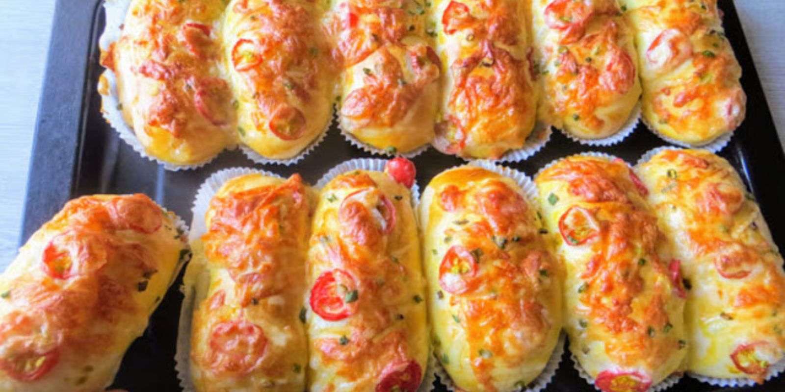 10 Minuten Pizza Brötchen aus dem Backofen - Rezepte &amp; Tipps