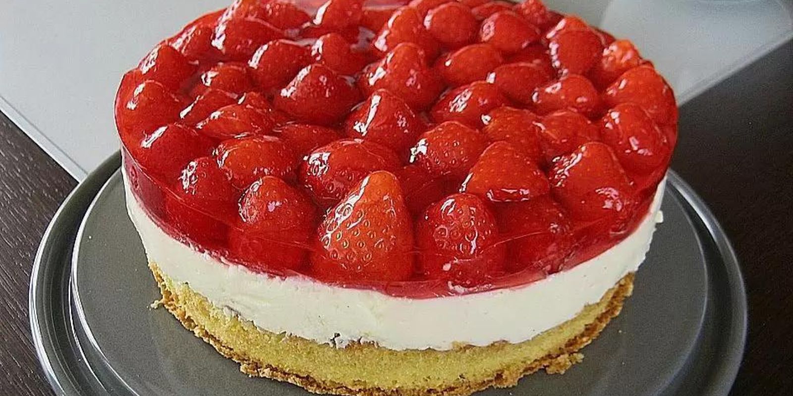 Erdbeerkuchen mit Vanillecreme - Rezepte &amp; Tipps