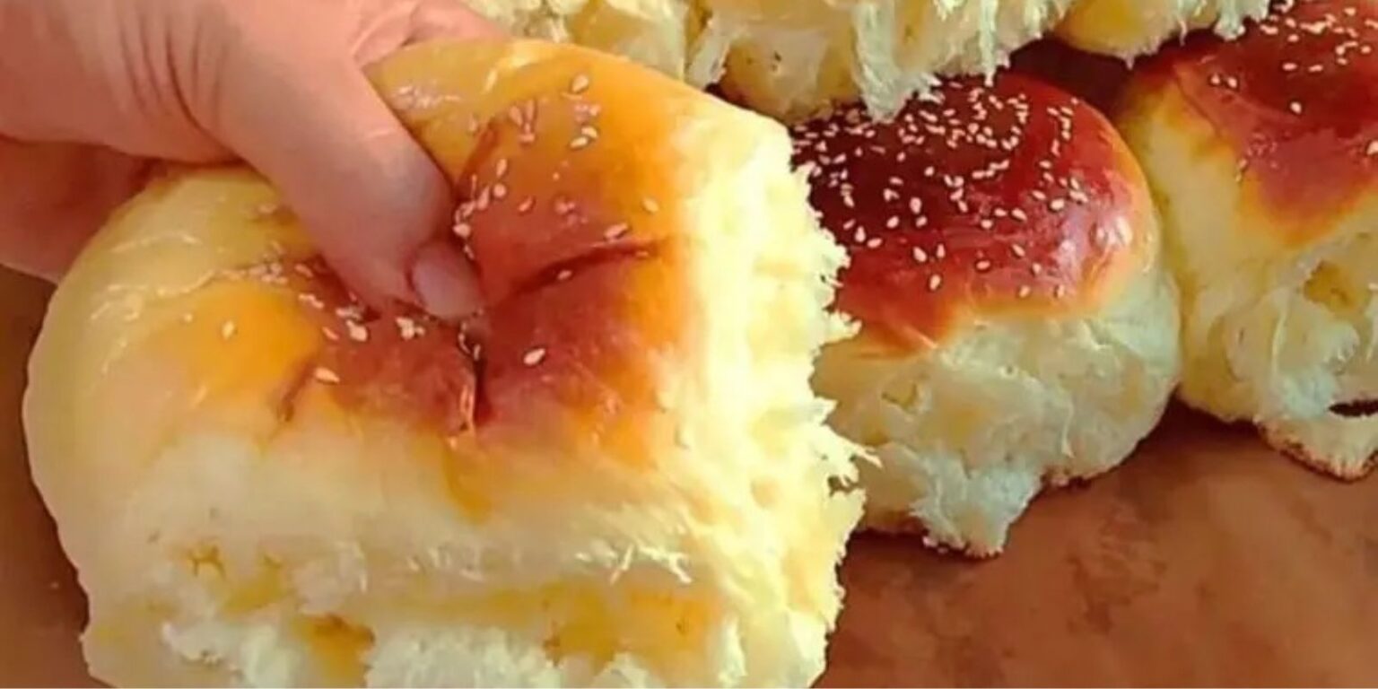 Rezept für Fluffige Milchbrötchen wie vom Bäcker - Rezepte &amp; Tipps