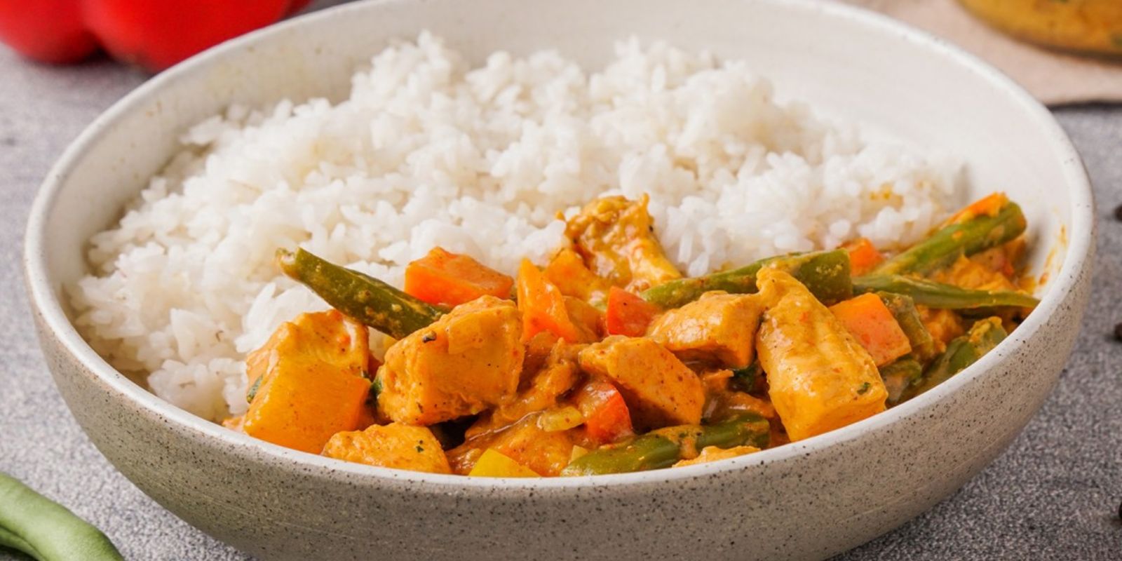 Karotten-Kokos-Curry mit Jasminreis - Rezepte &amp; Tipps